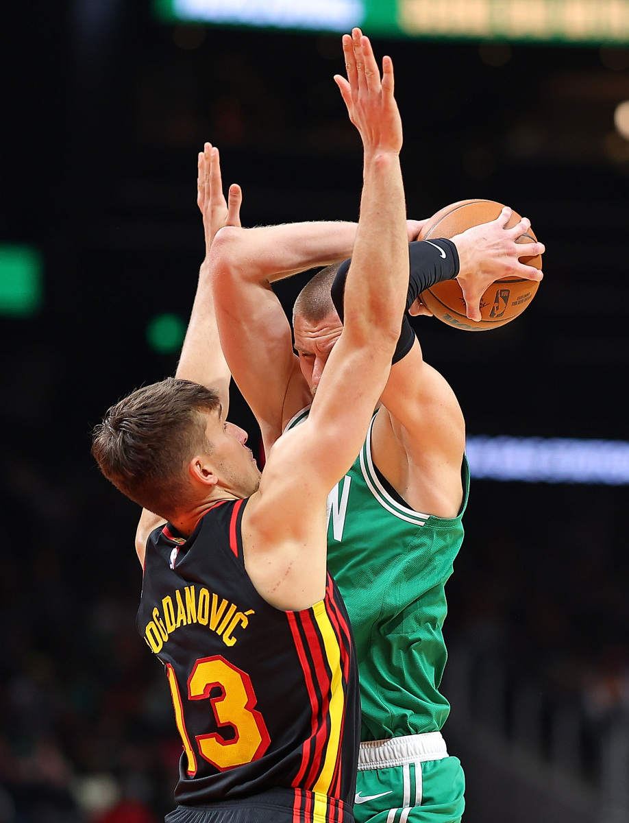 凯尔特人后卫遭遇伤病困扰,暂缺战绩,全场震撼 凯尔特人后卫遭遇伤病困扰,暂缺战绩,全场震撼