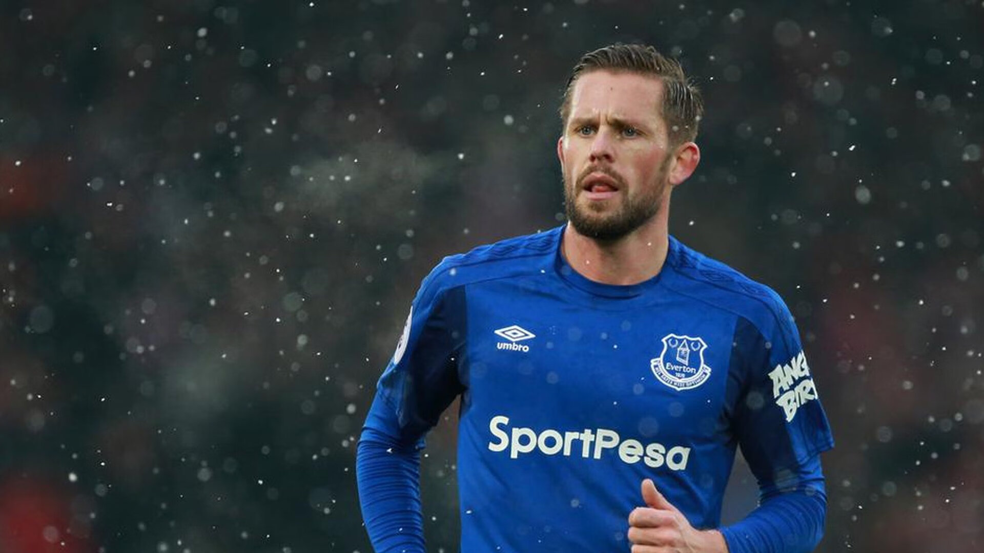 罗德里掌控攻防，瑞典坚韧取胜，现代足球的定海神针哲学