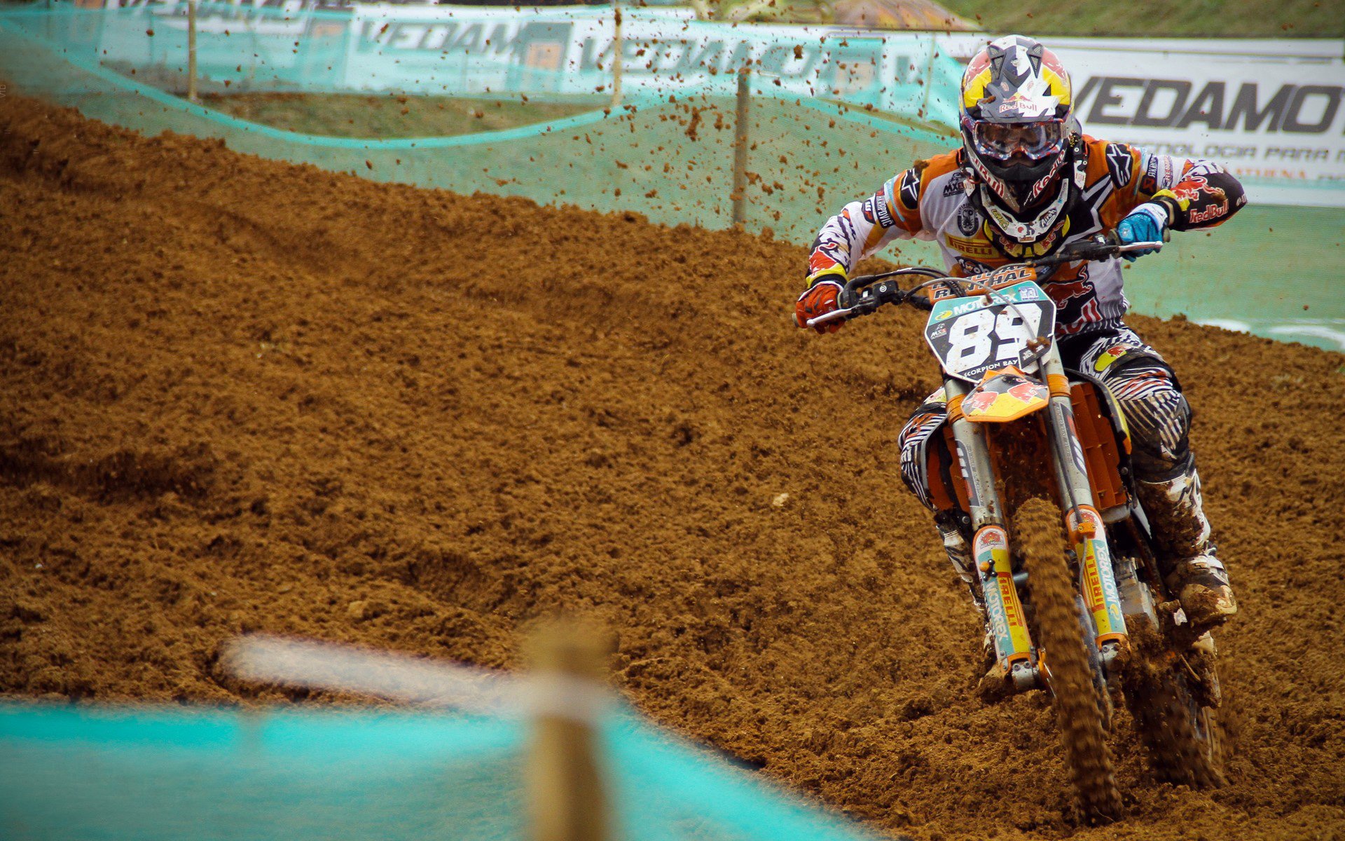 跨界的荣耀,当门神库尔图瓦的意志,在NBA东决的血拼中重生