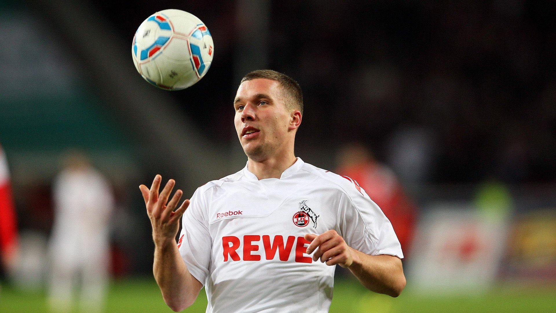 跨界的荣耀,当门神库尔图瓦的意志,在NBA东决的血拼中重生